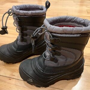The North Face toddler boots black size 12